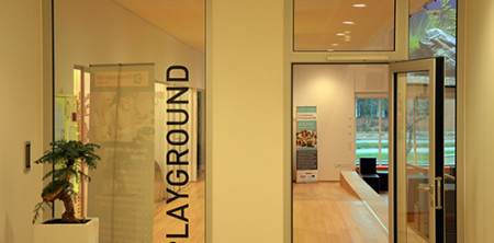 Erhvervsakademi MidtVest, Playground – månedens AV installation